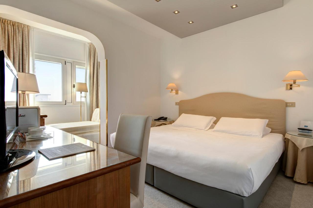 Park Hotel Brasilia Τζεσόλο Λίντο Εξωτερικό φωτογραφία