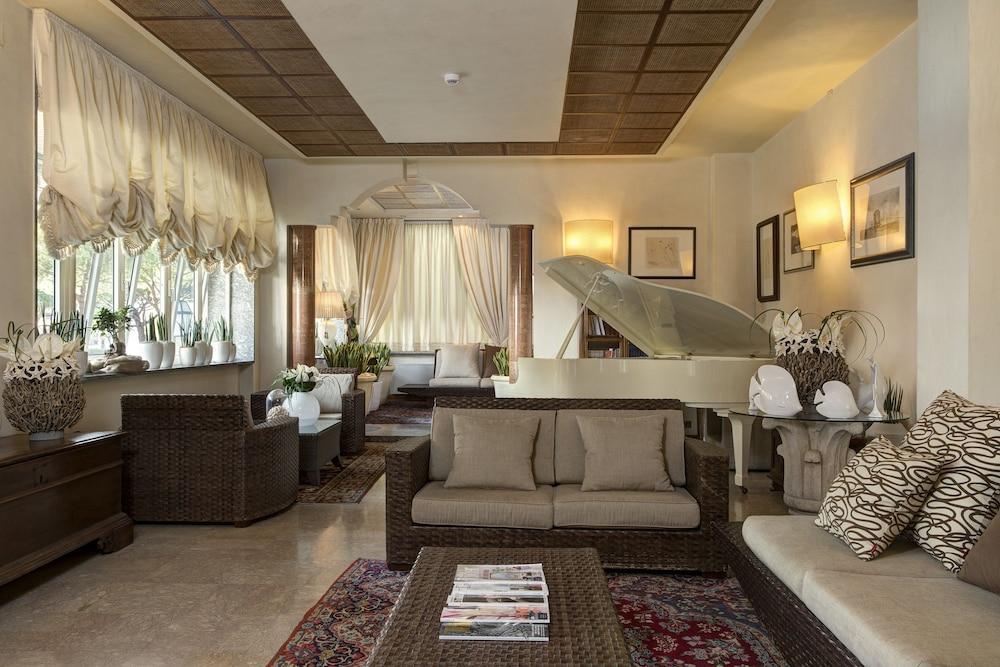 Park Hotel Brasilia Τζεσόλο Λίντο Εξωτερικό φωτογραφία