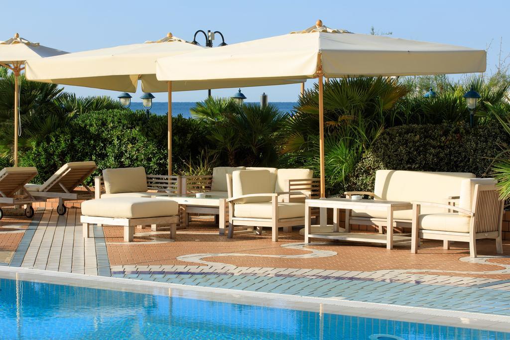 Park Hotel Brasilia Τζεσόλο Λίντο Εξωτερικό φωτογραφία