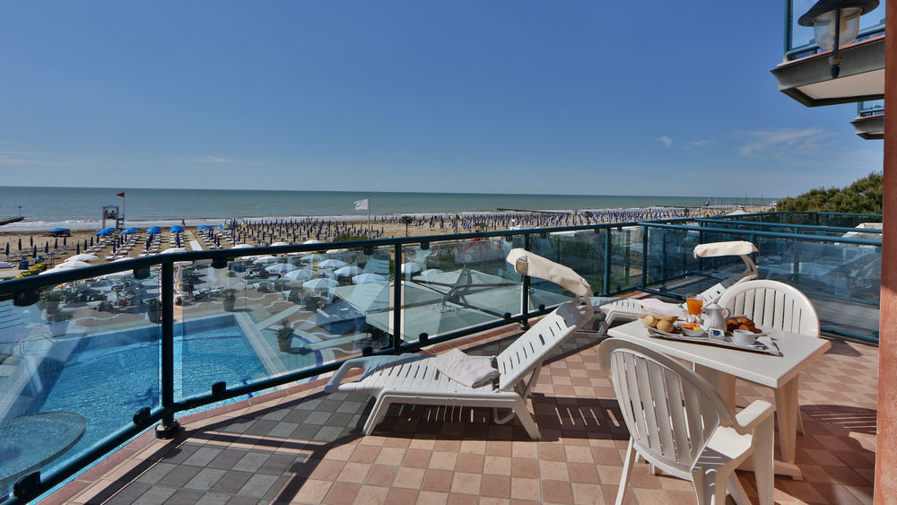 Park Hotel Brasilia Τζεσόλο Λίντο Εξωτερικό φωτογραφία
