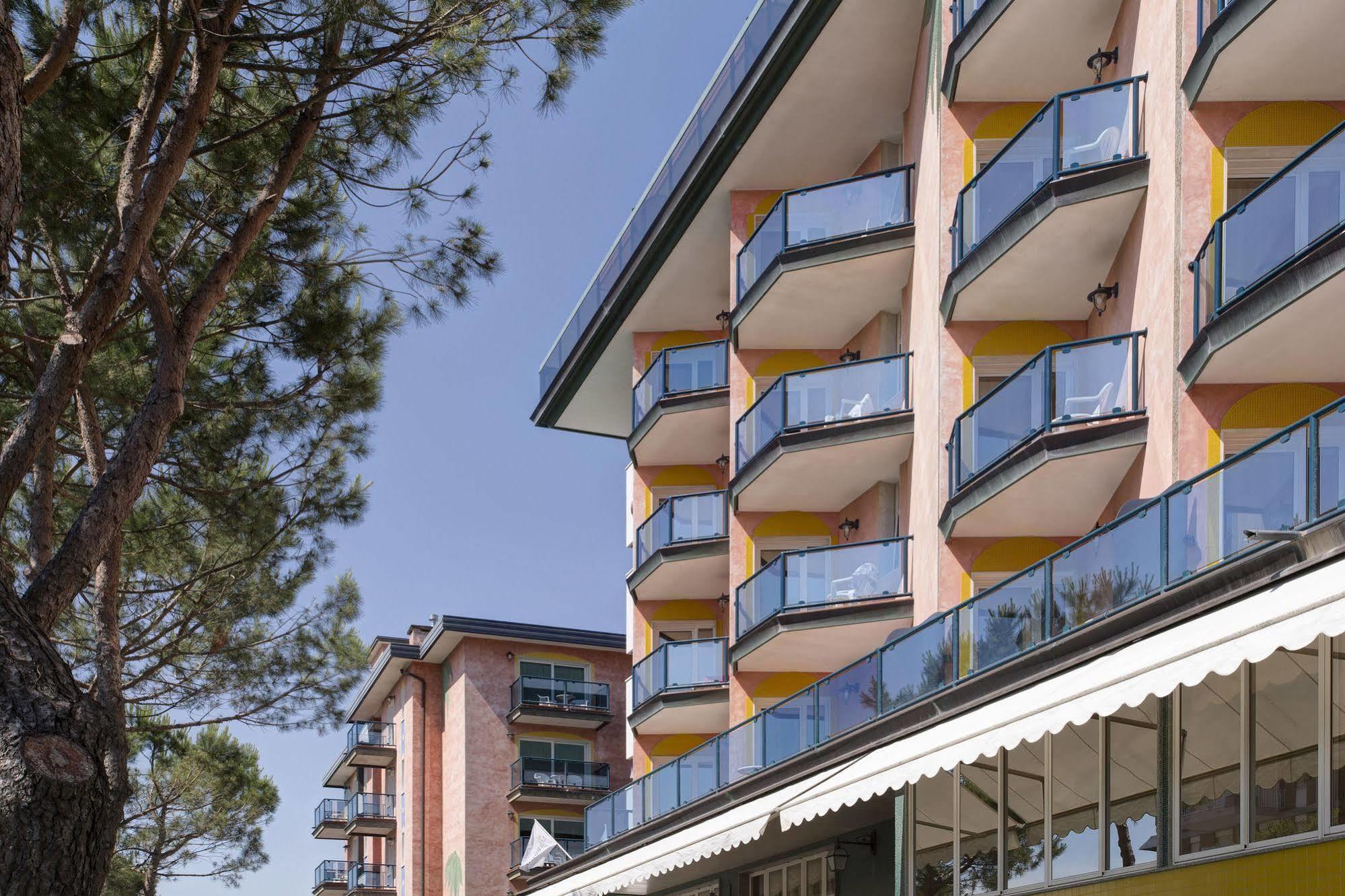 Park Hotel Brasilia Τζεσόλο Λίντο Εξωτερικό φωτογραφία